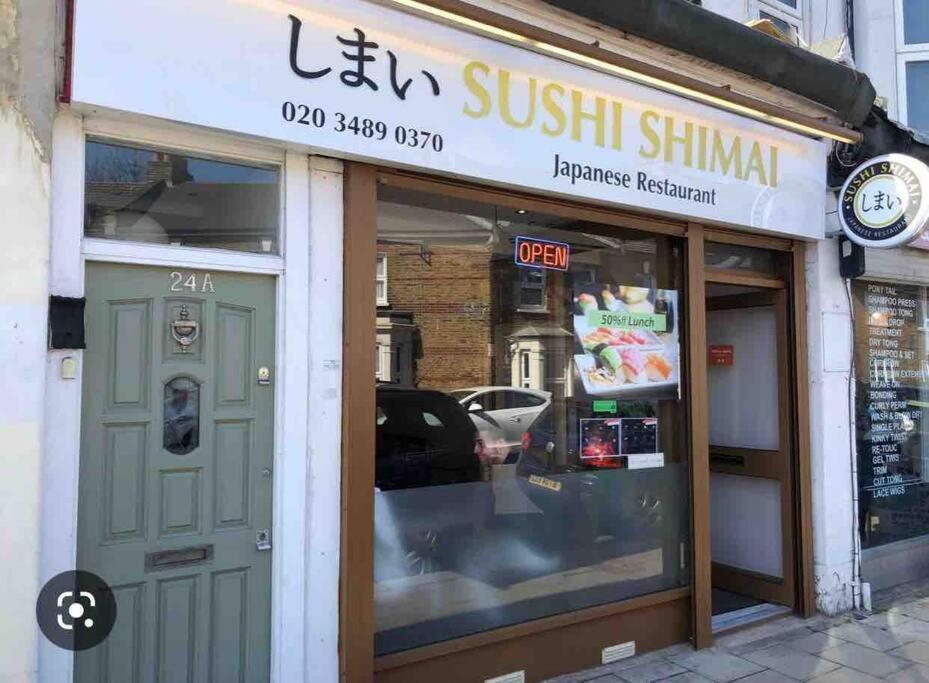 Spacious One Bedroom Private Flat In Brixton +Wifi 런던 외부 사진